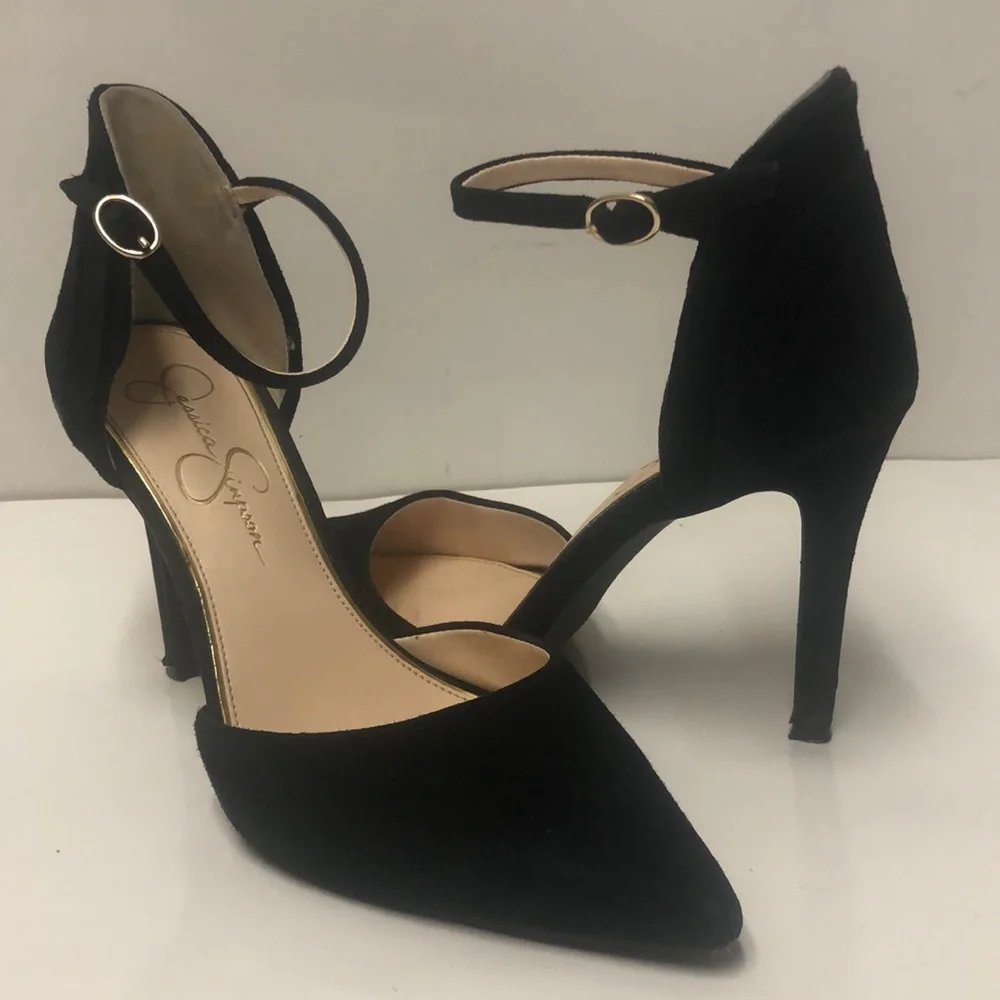Jessica Simpson Carlette Heel Black Suede pump 8M - Picture 1 of 8